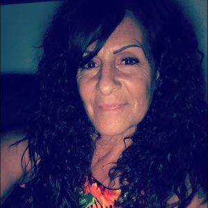 Meet your Posher, Kelli